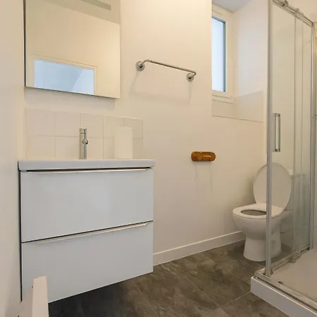 Rond-point De Renne 3* Nantes