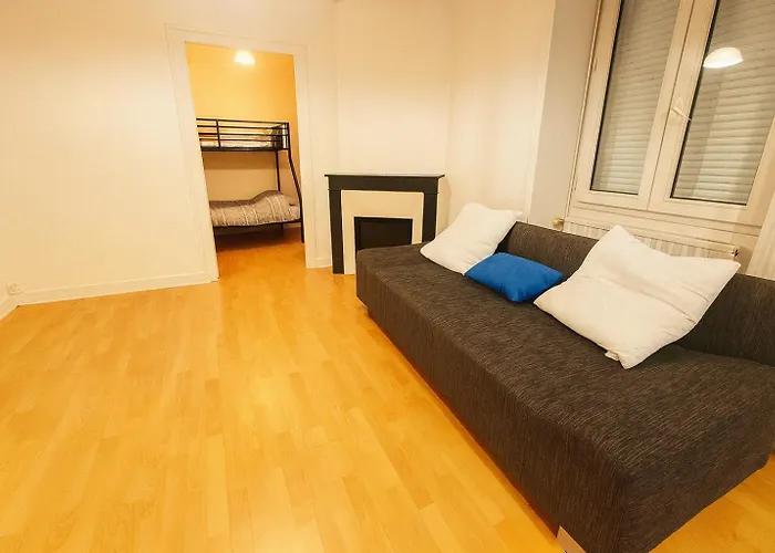 Rond-point De Renne 3* Nantes