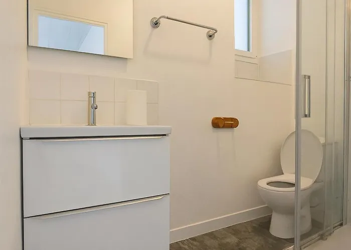 Rond-point De Renne 3* Nantes